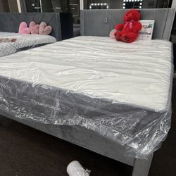 New Queen Size Bed Frame & Mattress