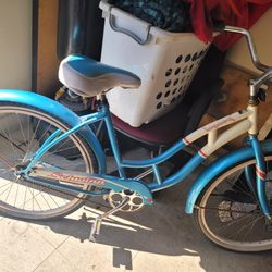 Schwin Girl Cruiser Bike 26 Inch