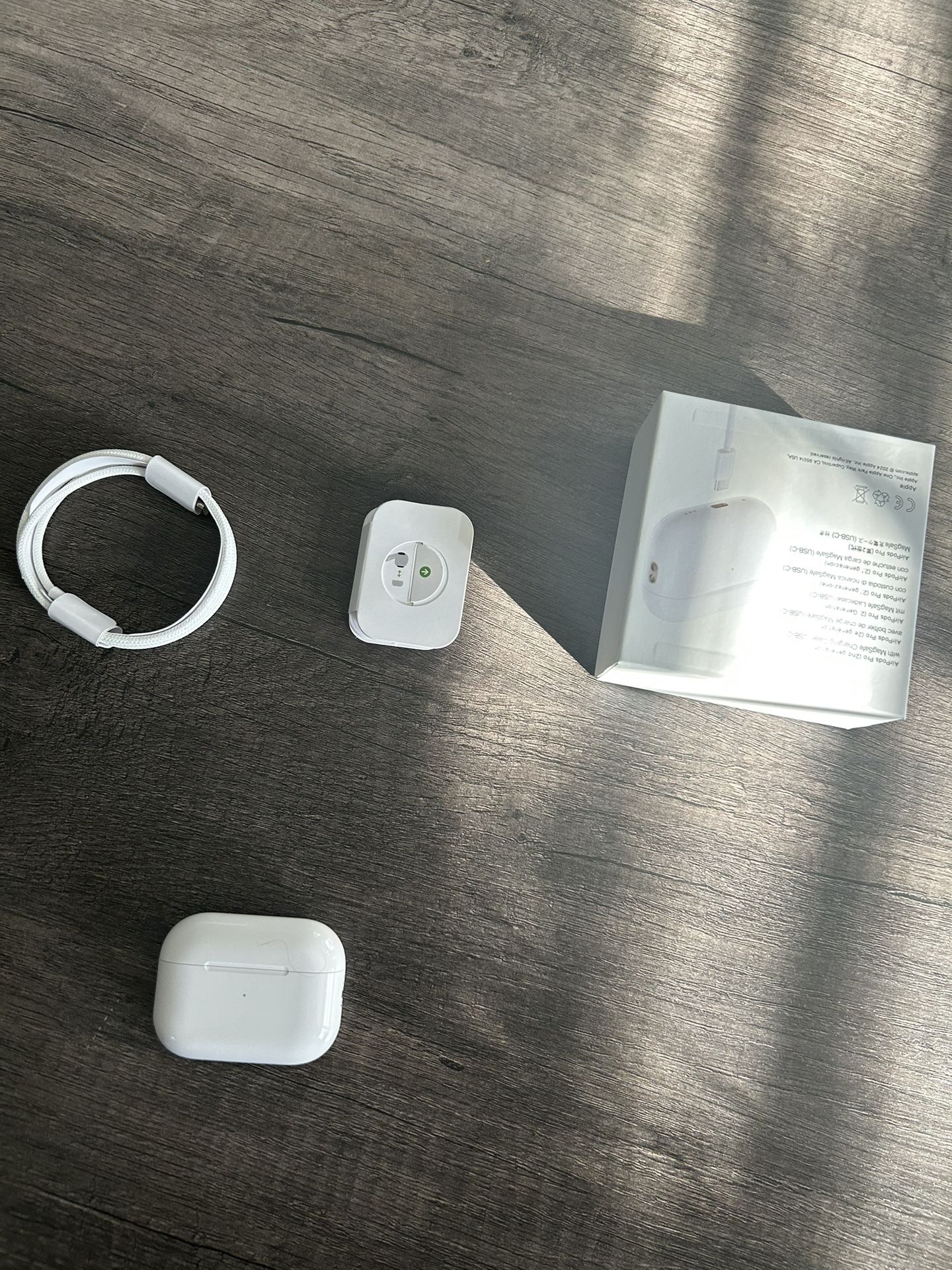 AirPods Pro 2nd Gen – Refurbished w/ Box + Full Kit