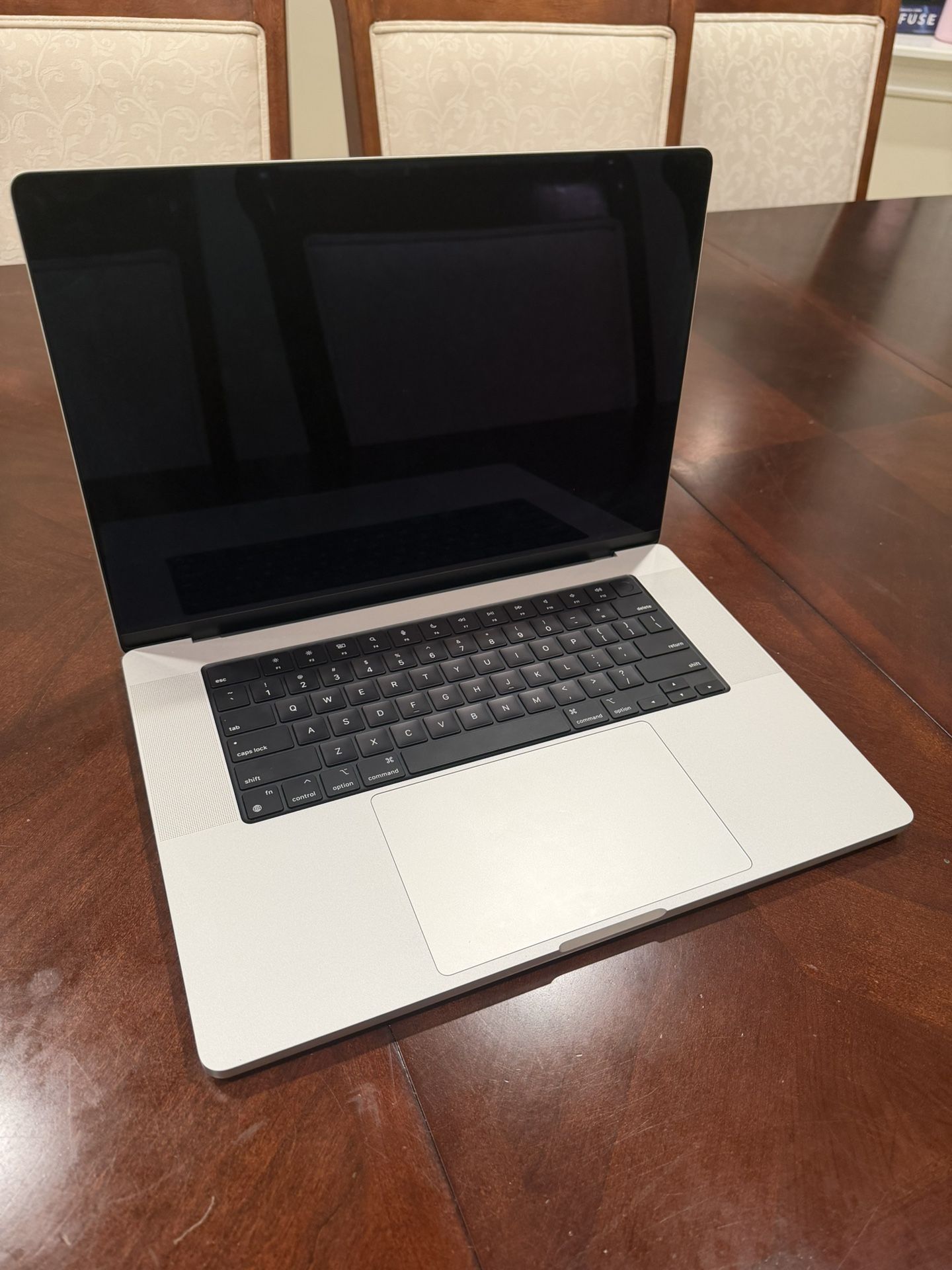 2023 MacBook Pro M2 Pro 16”