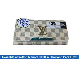 Vl Beige / Tan Wallet