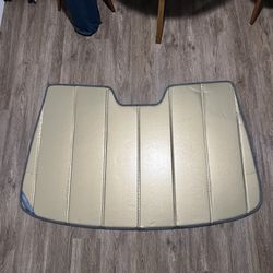 Windshield Sun Shade for SUV/Crossovers (Gold)