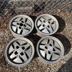 14 nissan  aluminum wheels