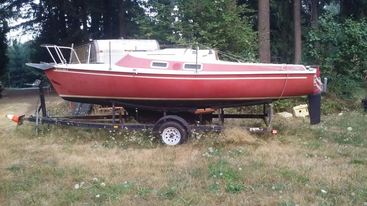 22 ft Freedom sailboat Trades Welcomed