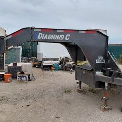 Diamond C Fifth Wheel Trailer