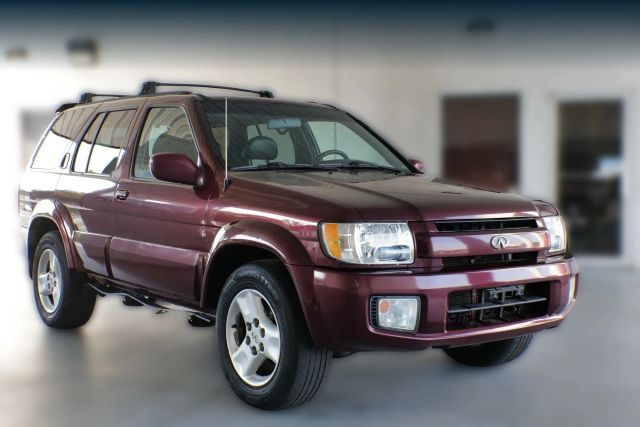 2002 INFINITI QX
