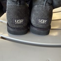 UGG boots, Sz8 Women’s