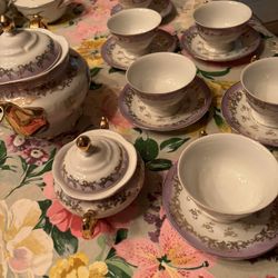 Beautiful Vintage Tea Set Purple 