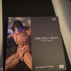 Revoltech Attack Titan