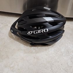 Giro Revel Cycling Helmet 