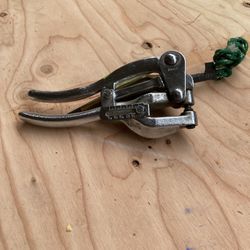T Bar Ceiling Punch