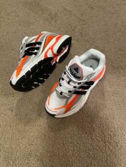 Adidas Pharrell Jellyfish  ( Size 10.5 )