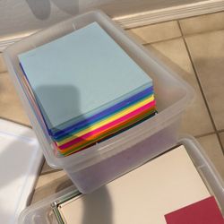 TEACHERS FREE 2 Containers of Paper