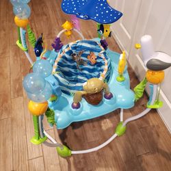 Free Finding NEMO Baby Toy