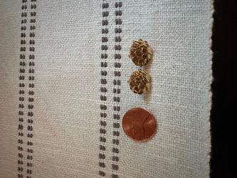 gold nugget earrings