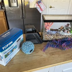 Aquarium Starter Kit – Tank, Auto-feeder, Filter, Decor, Gravel,
