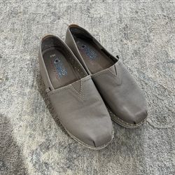 Women's Memory Foam Slip-ons (Size 6.5)