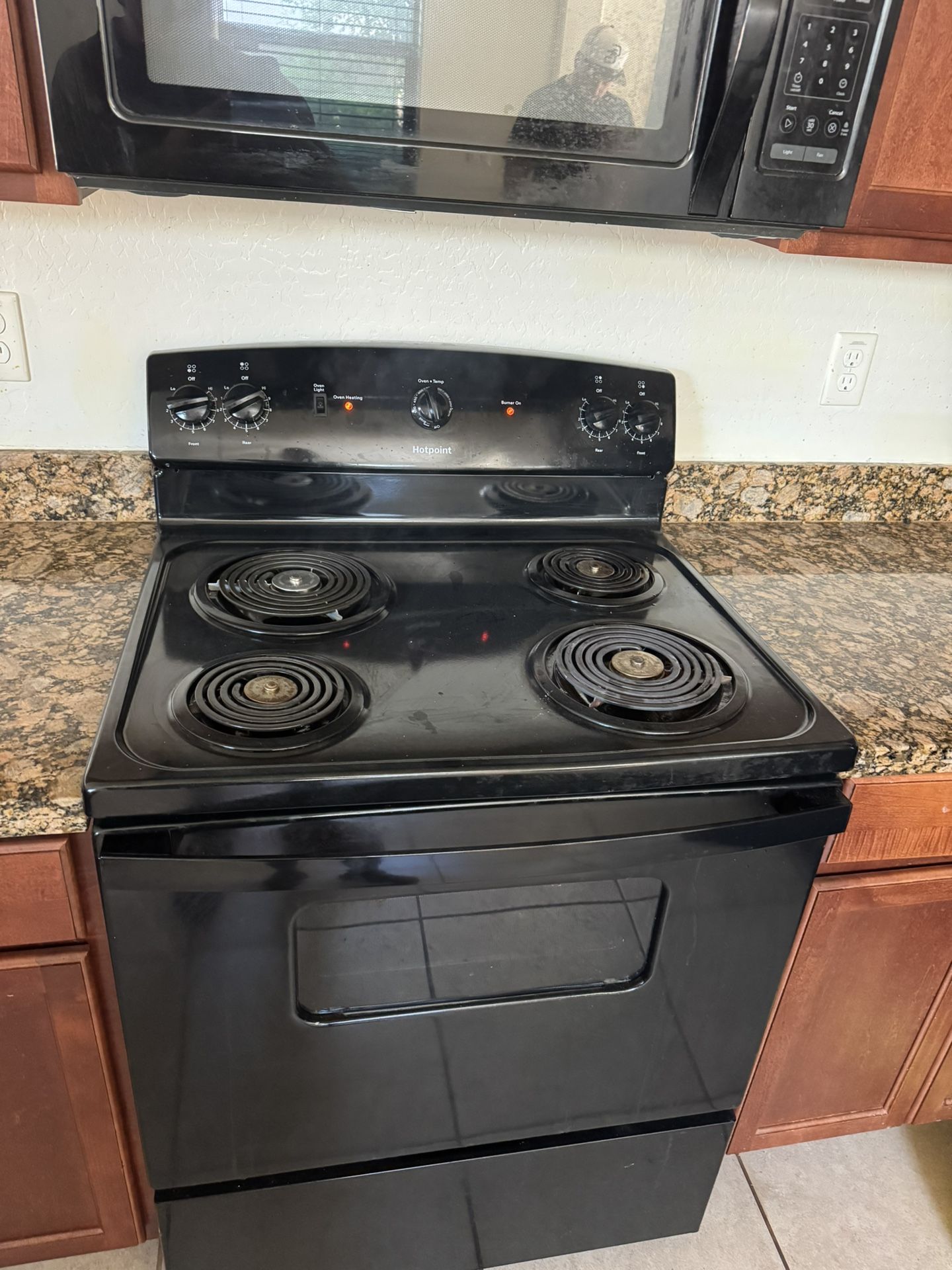 Black Appliances 