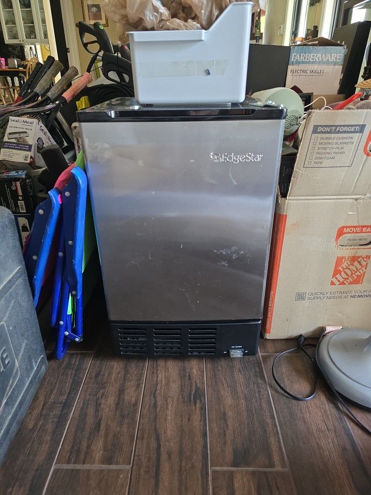 Ice Maker