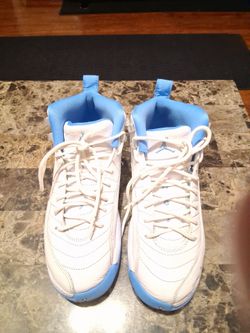 Girls Nike Jordans size 5.5