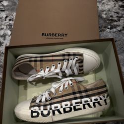 Burberry sneakers