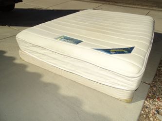 Memory foam Queen mattress, box