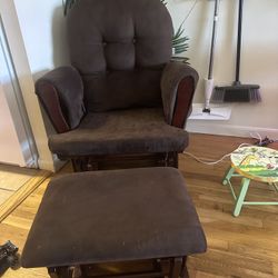 Nice Rocking Chair . 