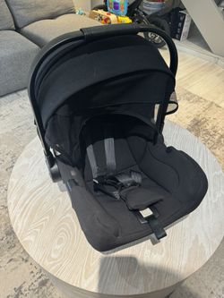 Bugaboo Turtle One Nuna Car seat