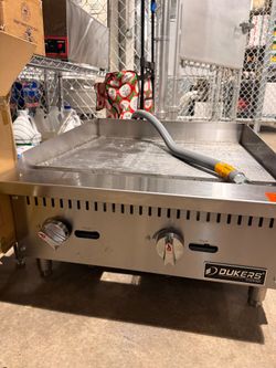 Dukers DCGMA24 24" Gas Griddle