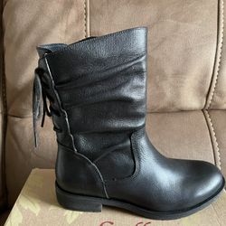 Sofft Sharnell Waterproof Leather Bootie Size 7.5
