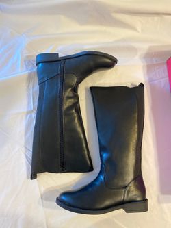 Girls boots