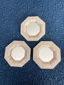 Mirror set