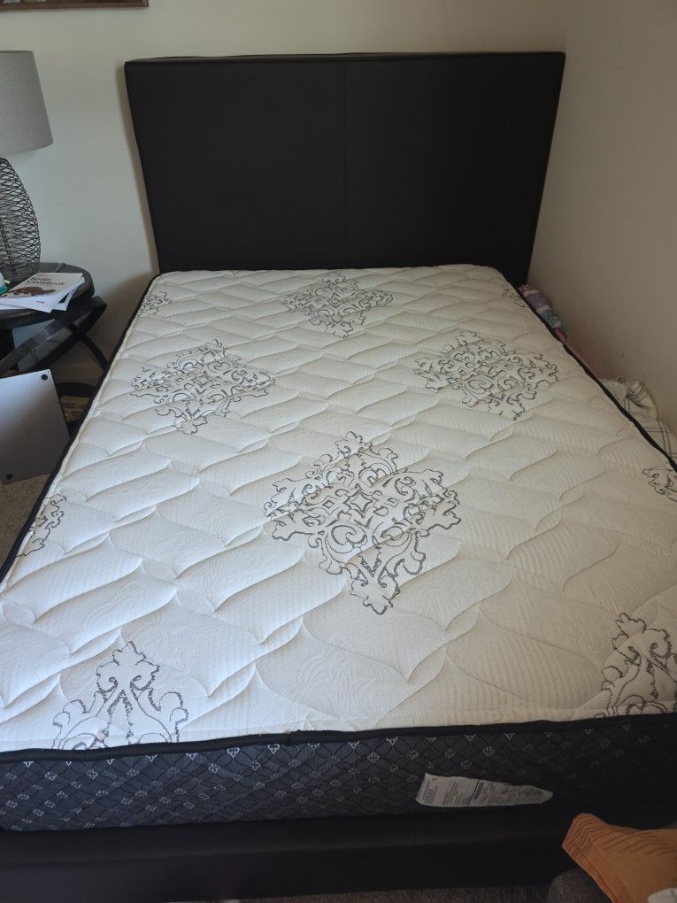 Full Bed Frame With Matress