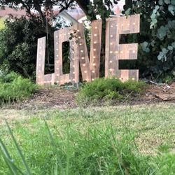 LOVE marquee sign and Mr n Mrs ALL LIGHT UP