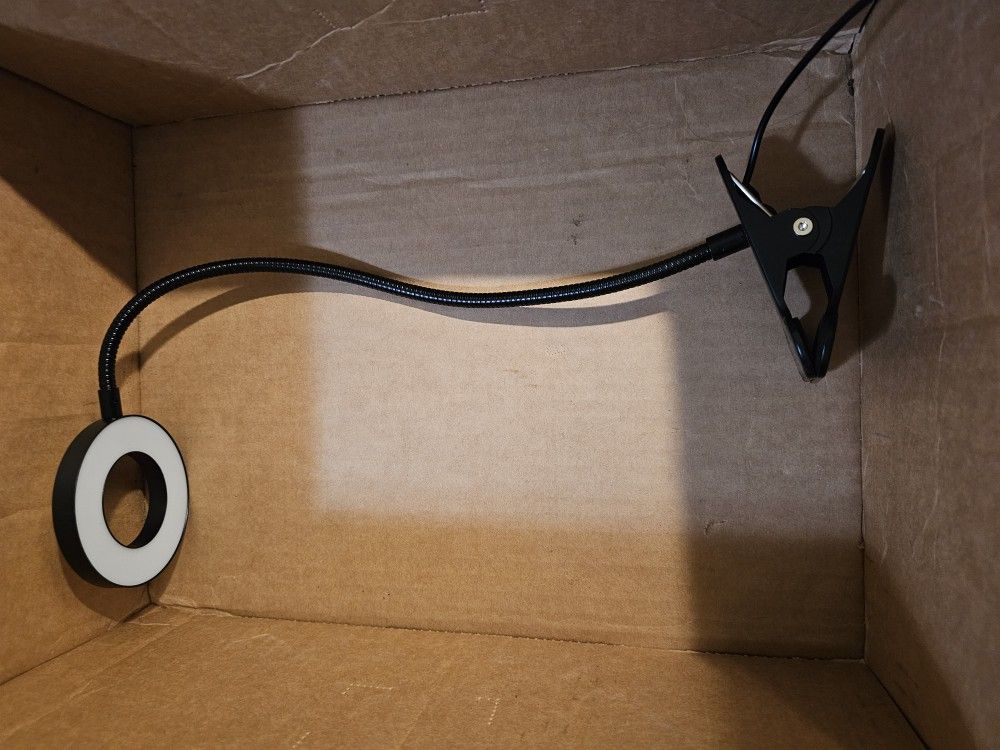 Chip Clip Style Lamp