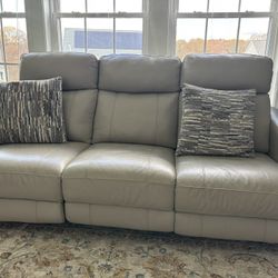 Set Of 2 Reclining Couches 