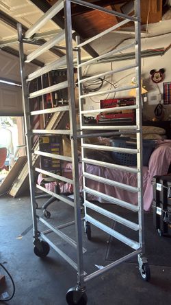 Rolling baking rack