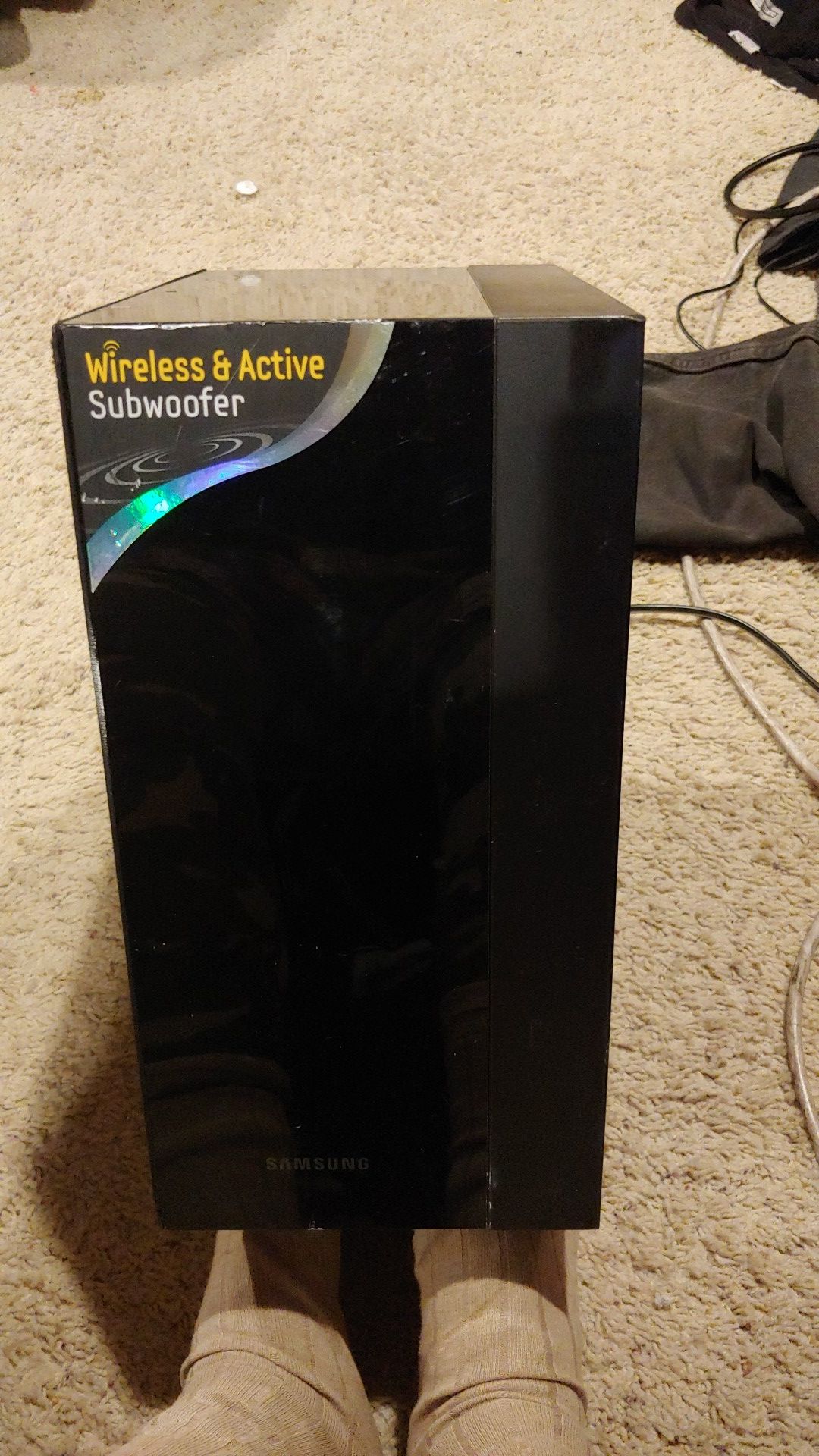 Wireless and active subwoofer