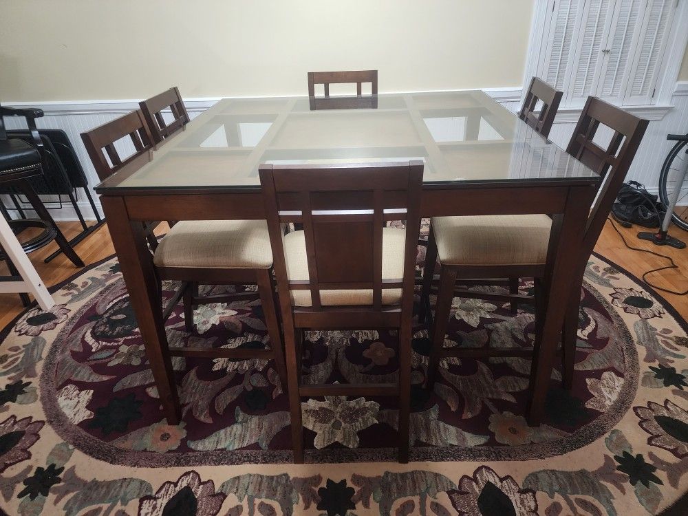 Kitchen High Table W/6 Chairs