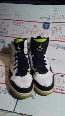 Nike air Jordan flight shoe size 13
