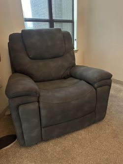 Grey Recliner /Large