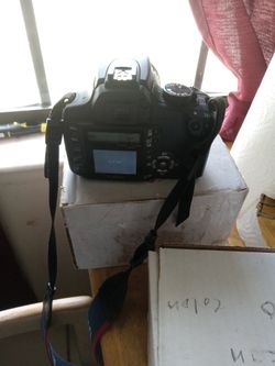 Canon EOS Digital Rebel XT/350D Camera & 18-55mm Lens