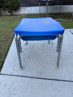 Water/sand table