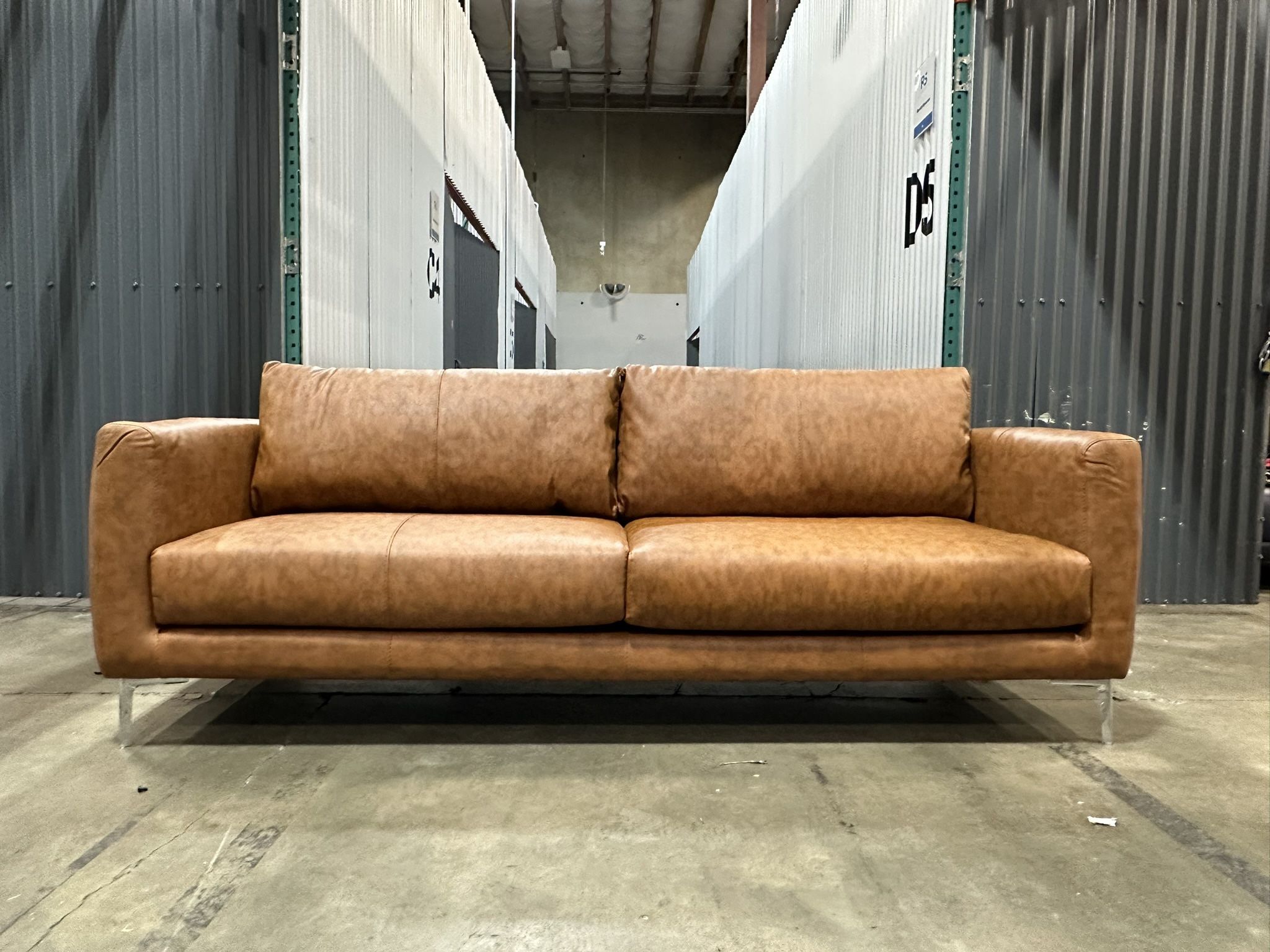 New Luxury Brown Leather Sofa - Only 3 pieces left!