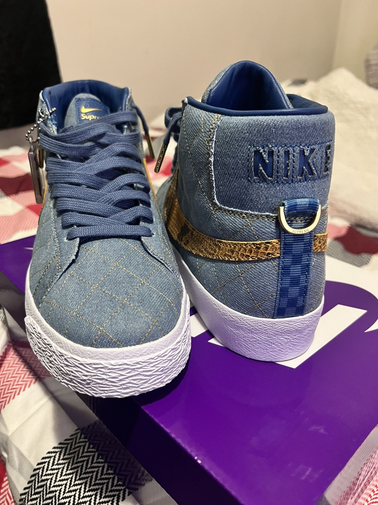Supreme Nike Blazer Mid Denim