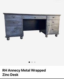 RH Desk