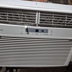 🧊10,000 BTU Frigidaire Window Air Conditioner