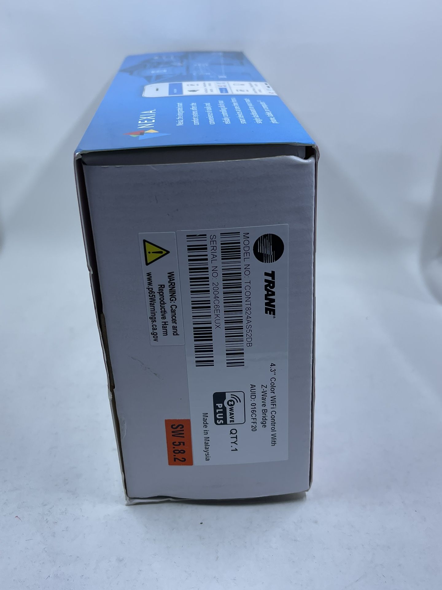 NEW Trane XL824 Programmable Wi-Fi Thermostat Z-Wave Plus Nexia