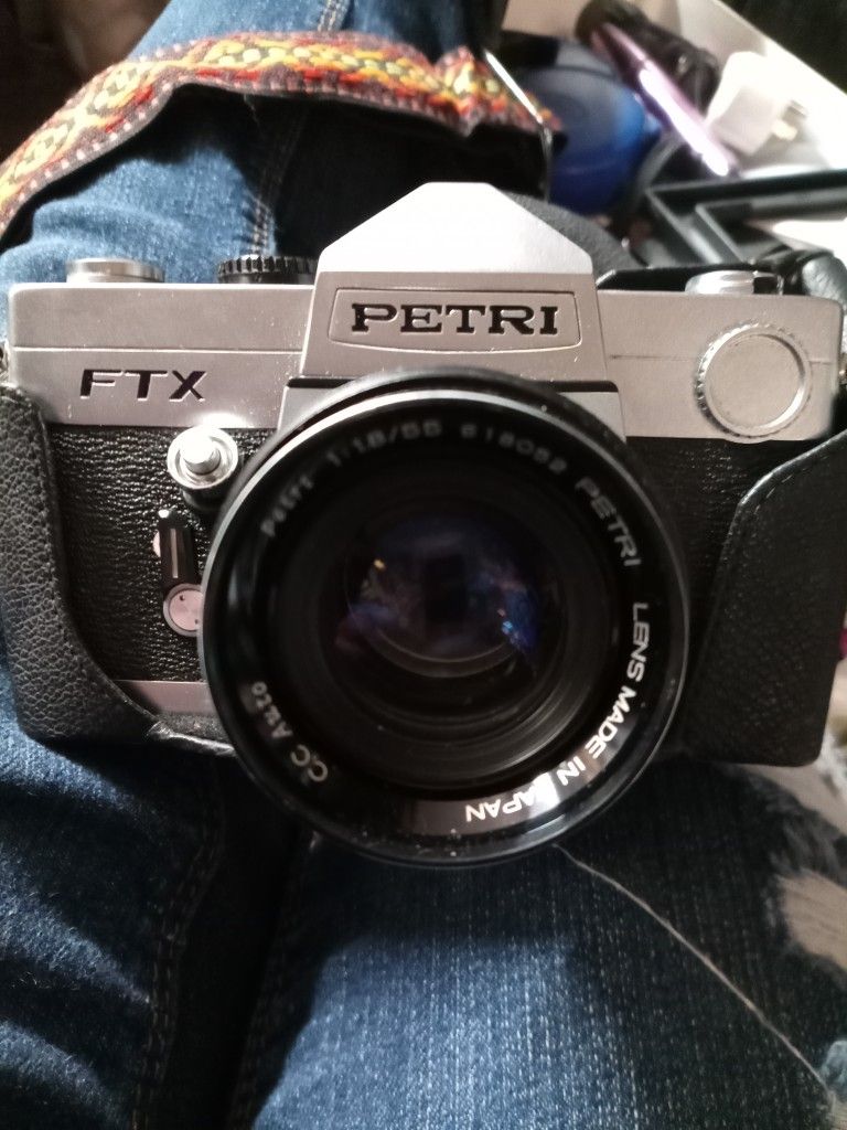 Petri Camera