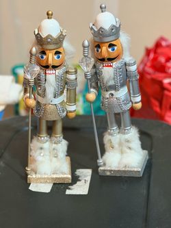 Wooden Nutcracker Figurines Set of 2